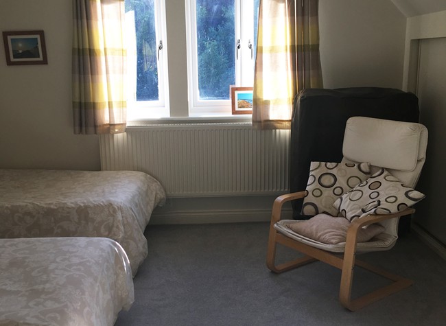 twin bedroom